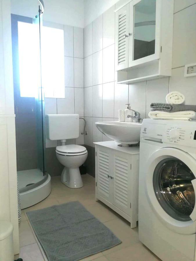 Apartment Seashell Šišan Екстериор снимка