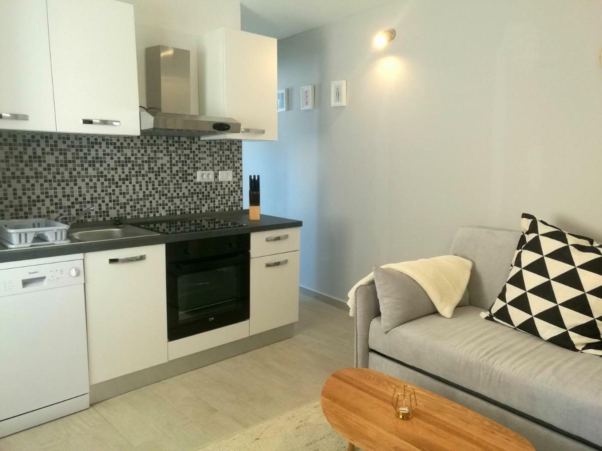 Apartment Seashell Šišan Екстериор снимка